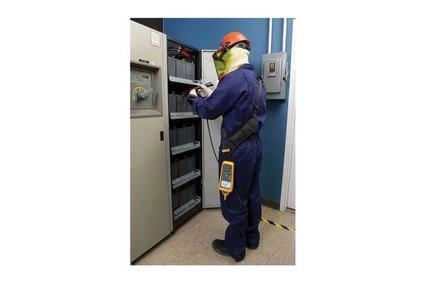 Fluke BT500 係(xi)列蓄電(dian)池內(nei)阻分(fēn)析儀 Fluke BT500 係(xi)列蓄電(dian)池內(nei)阻分(fēn)析儀