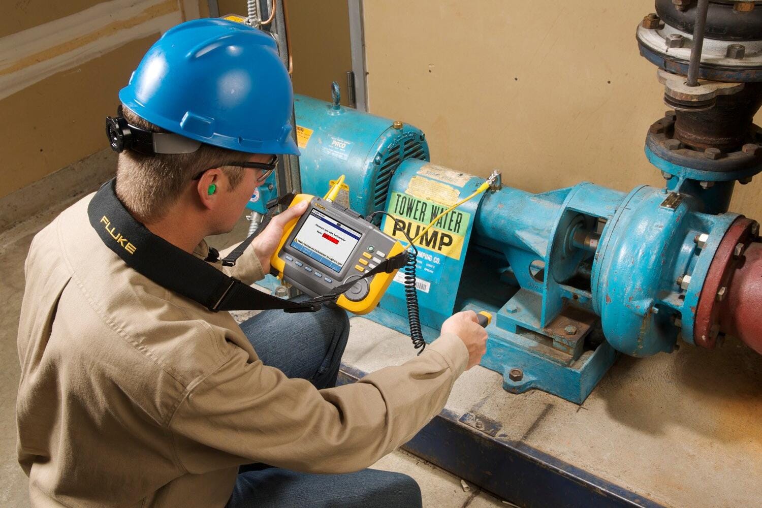 Analyzing motor vibration with the Fluke 810 handheld vibration tester